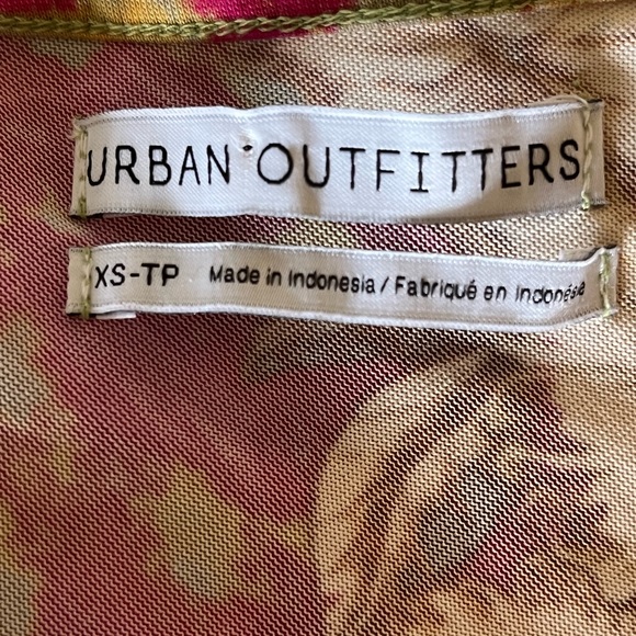 crop top , green&pink , floral, Xs , stretchy material, Y2k - Picture 3 of 5